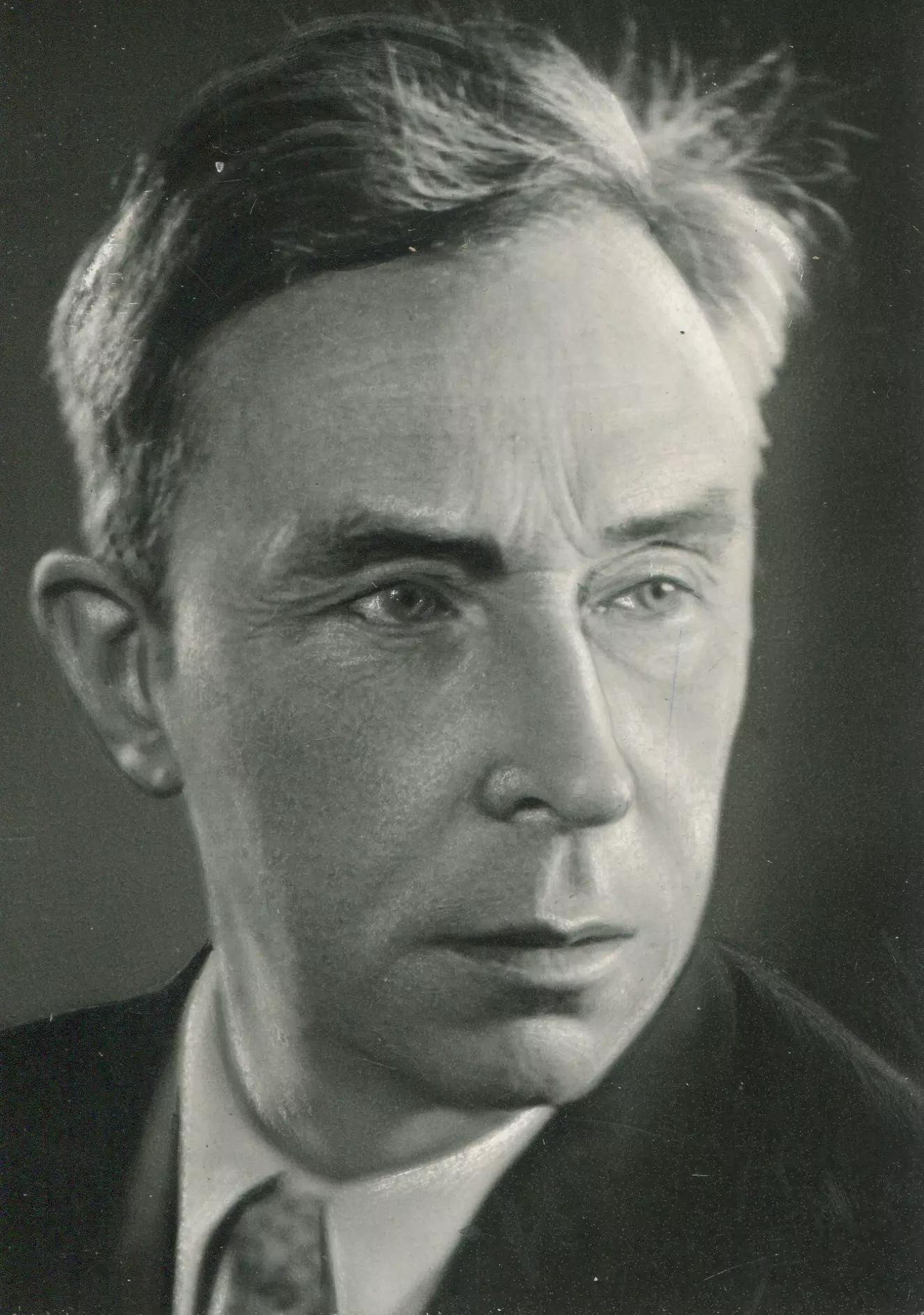Эраст Гарин